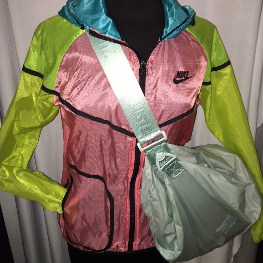 Nike Hyper Windrunner - image 1